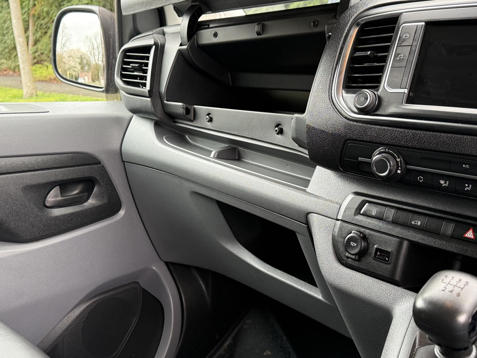 Citroen Dispatch 1.5 BlueHDi 1000 Enterprise M Panel Van 6dr Diesel Manual FWD 2 Euro 6 (s/s) (100 ps)