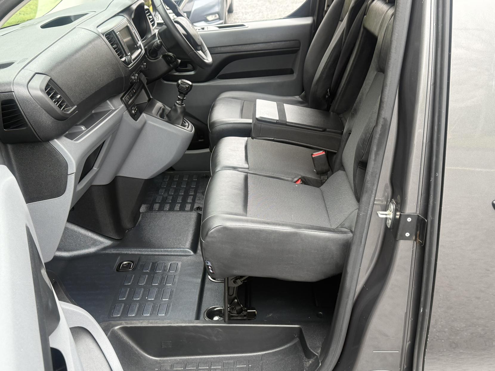 Citroen Dispatch 1.5 BlueHDi 1000 Enterprise M Panel Van 6dr Diesel Manual FWD 2 Euro 6 (s/s) (100 ps)