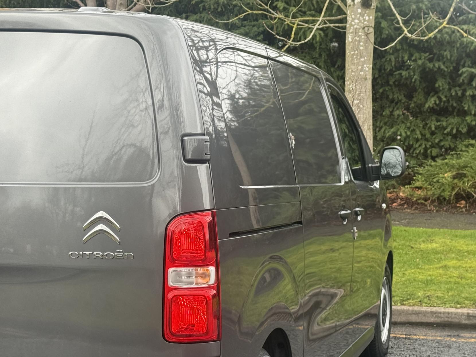 Citroen Dispatch 1.5 BlueHDi 1000 Enterprise M Panel Van 6dr Diesel Manual FWD 2 Euro 6 (s/s) (100 ps)