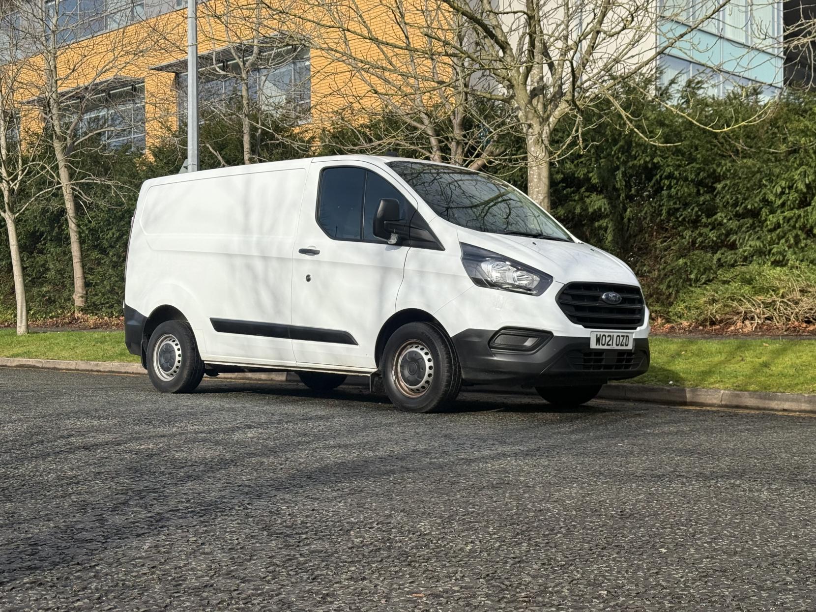 Ford Transit Custom 2.0 300 EcoBlue Leader Panel Van 5dr Diesel Manual L1 H1 Euro 6 (s/s) (130 ps)