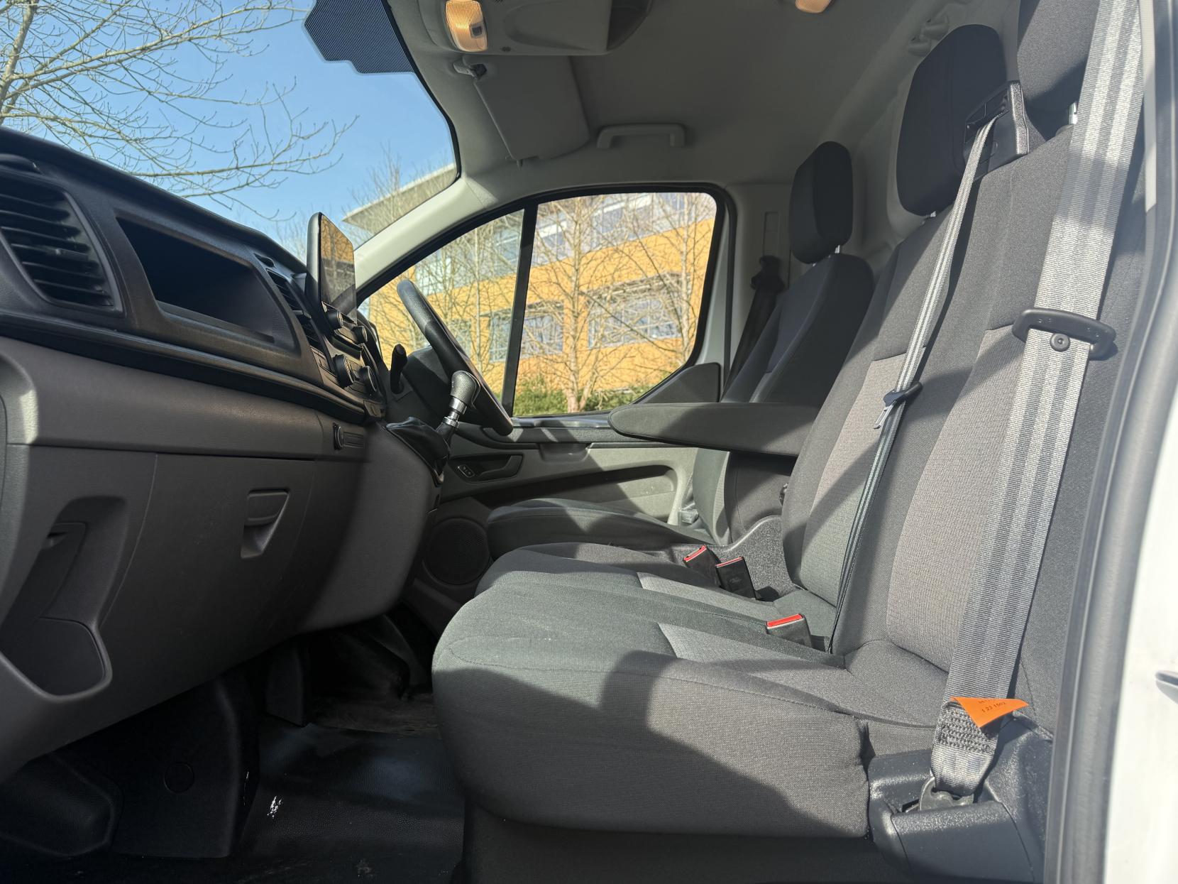 Ford Transit Custom 2.0 300 EcoBlue Leader Panel Van 5dr Diesel Manual L1 H1 Euro 6 (s/s) (130 ps)