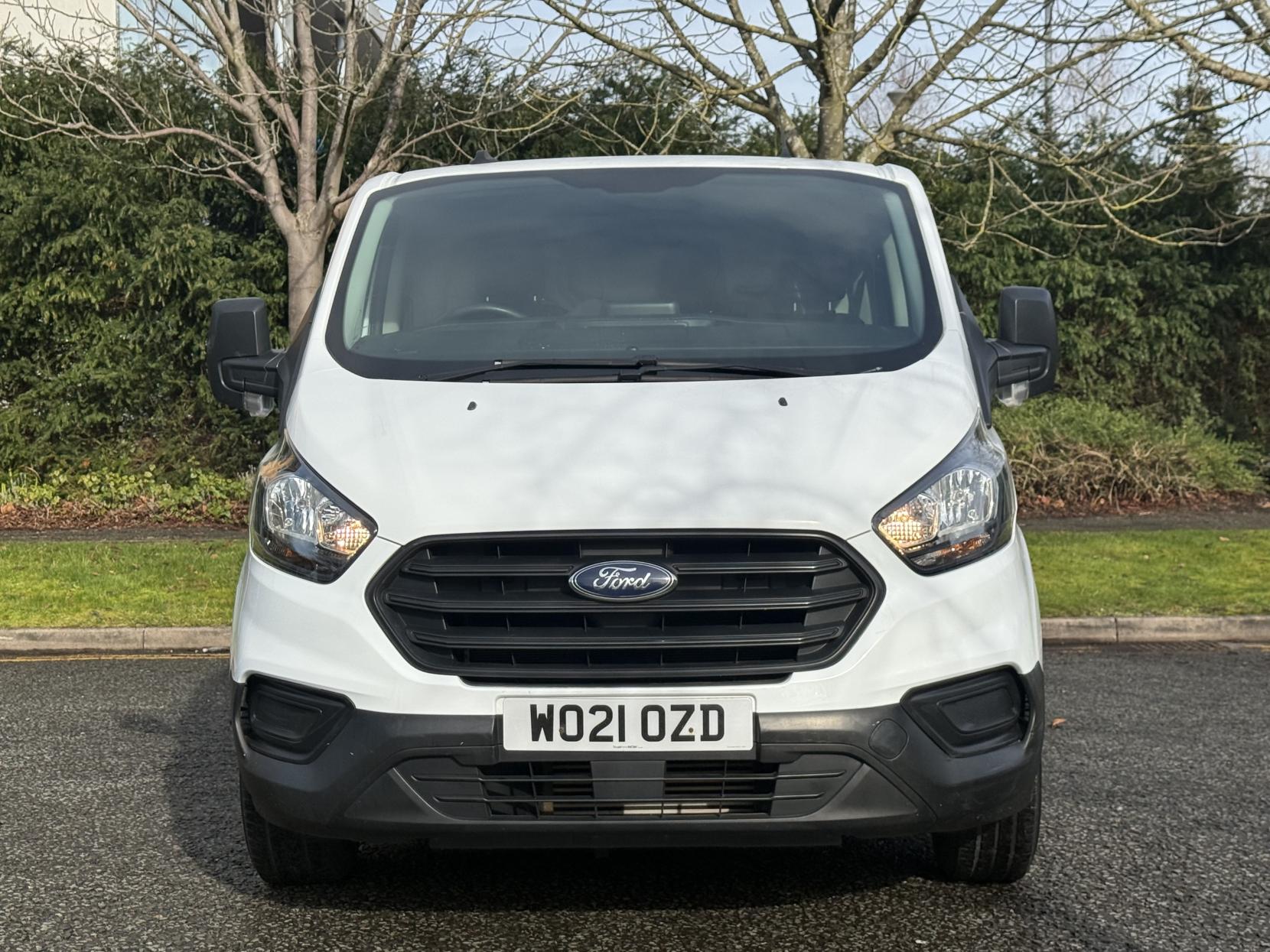Ford Transit Custom 2.0 300 EcoBlue Leader Panel Van 5dr Diesel Manual L1 H1 Euro 6 (s/s) (130 ps)