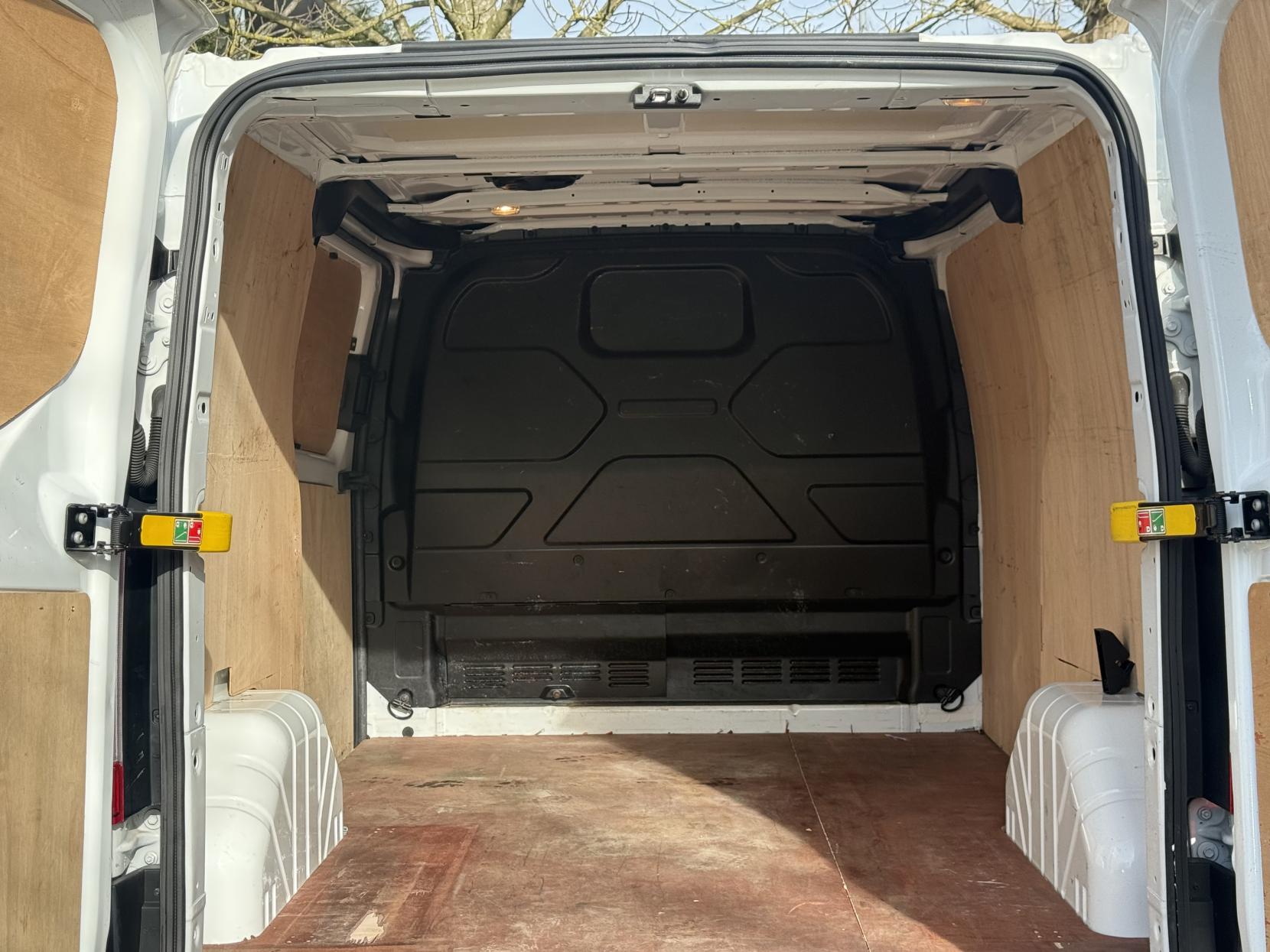 Ford Transit Custom 2.0 300 EcoBlue Leader Panel Van 5dr Diesel Manual L1 H1 Euro 6 (s/s) (130 ps)