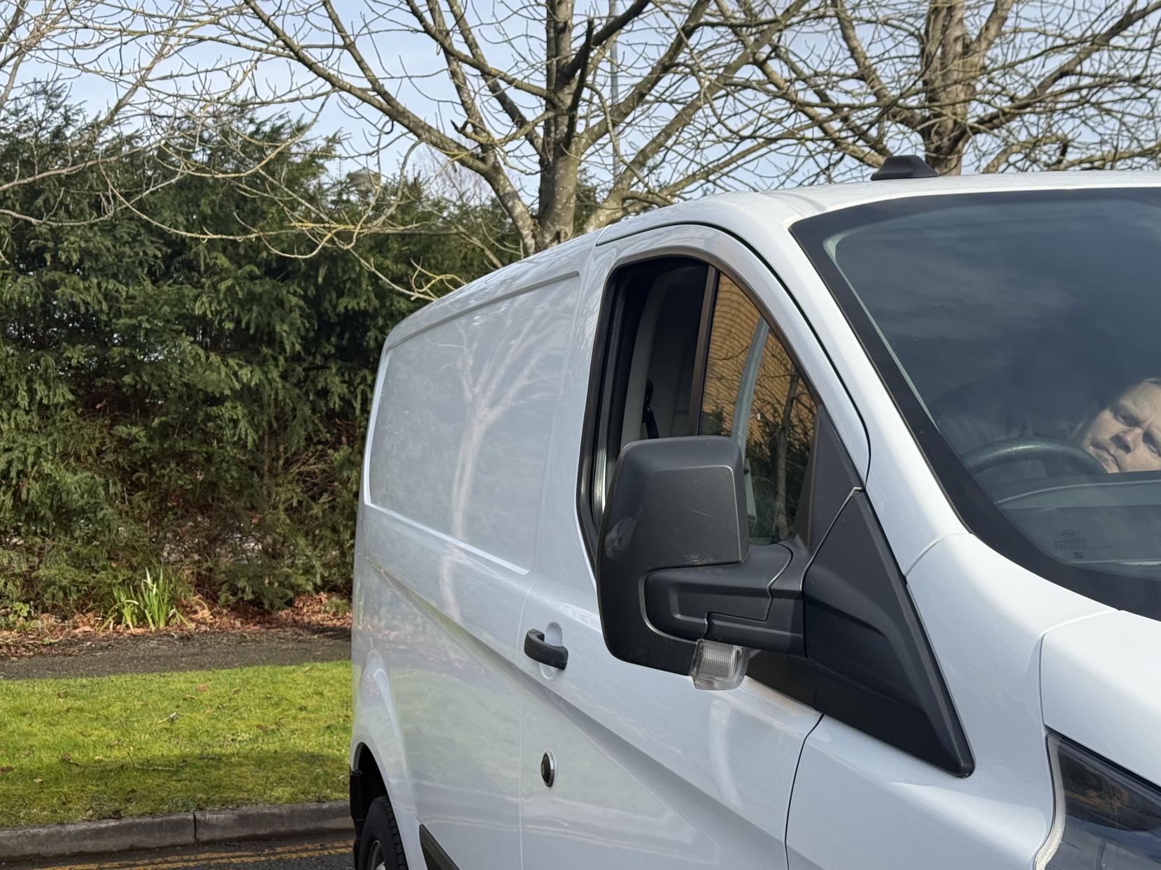 Ford Transit Custom 2.0 300 EcoBlue Leader Panel Van 5dr Diesel Manual L1 H1 Euro 6 (s/s) (130 ps)