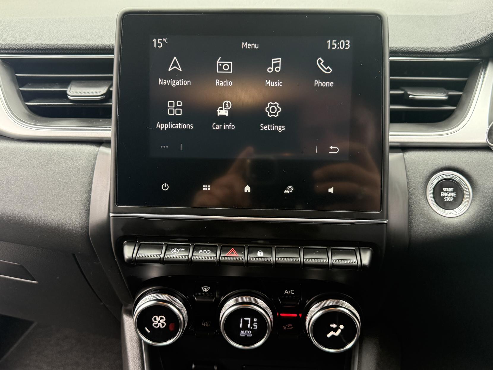 Renault Captur 1.5 Blue dCi Iconic SUV 5dr Diesel Manual Euro 6 (s/s) (95 ps)