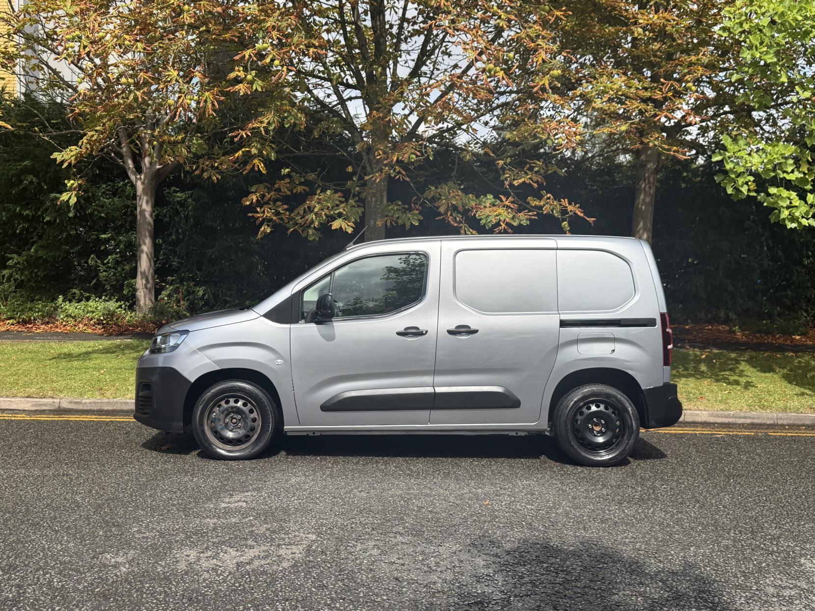 Citroen Berlingo 1.5 BlueHDi 1000 Enterprise M Pro Panel Van 5dr Diesel Manual SWB Euro 6 (s/s) (100 ps)