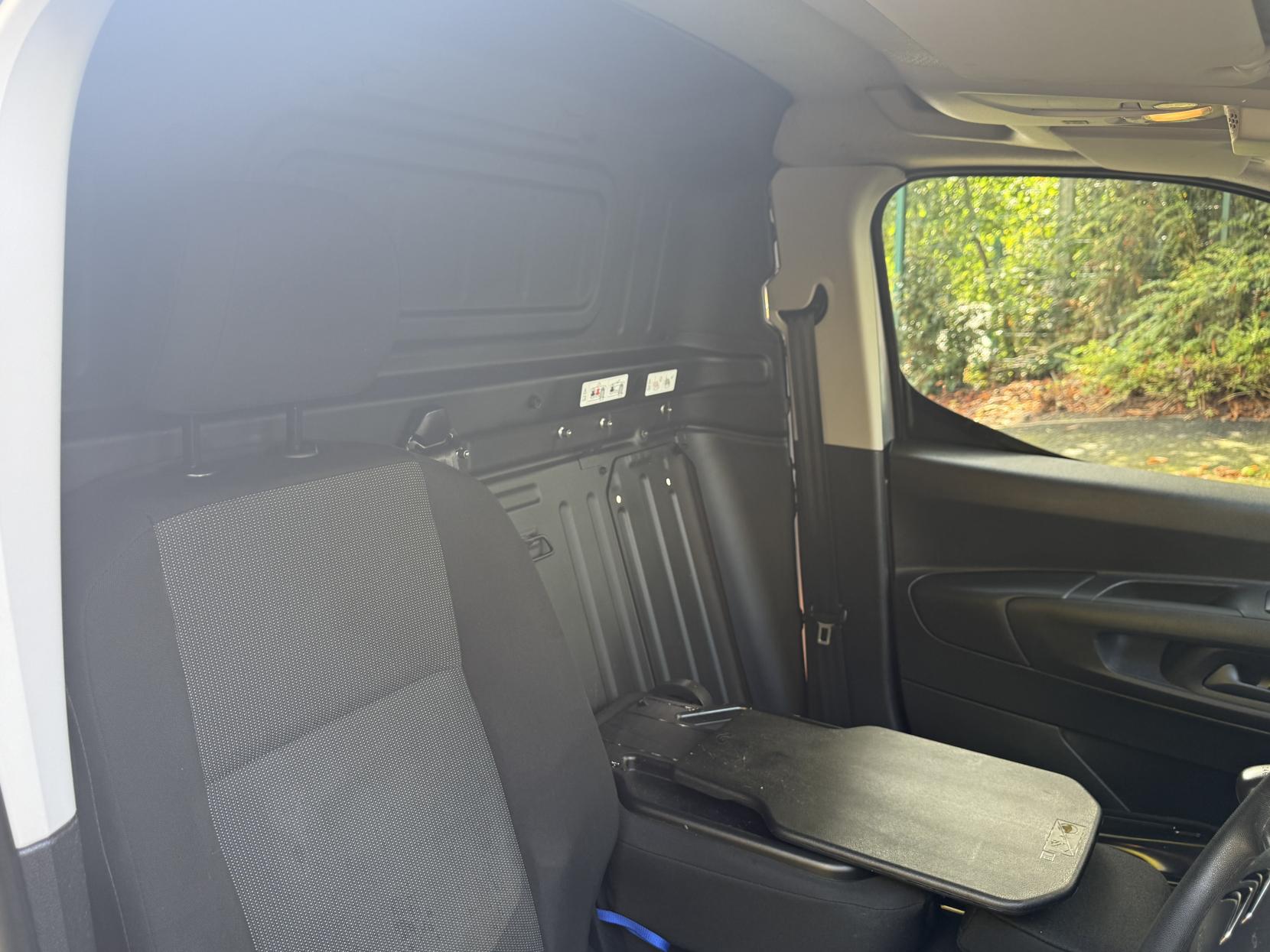 Citroen Berlingo 1.5 BlueHDi 1000 Enterprise M Pro Panel Van 5dr Diesel Manual SWB Euro 6 (s/s) (100 ps)