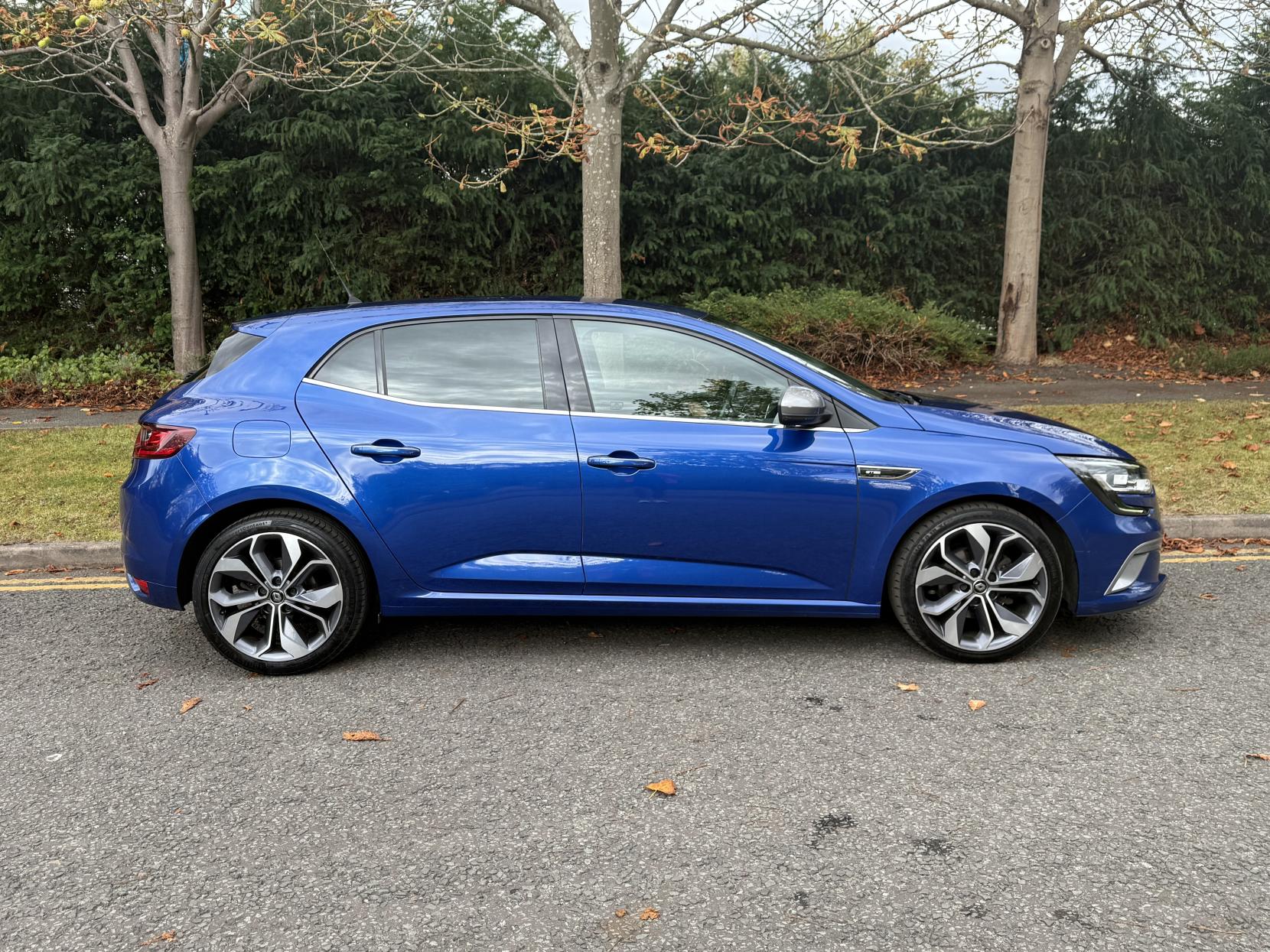 Renault Megane 1.3 TCe GT Line Hatchback 5dr Petrol Manual Euro 6 (s/s) (140 ps)