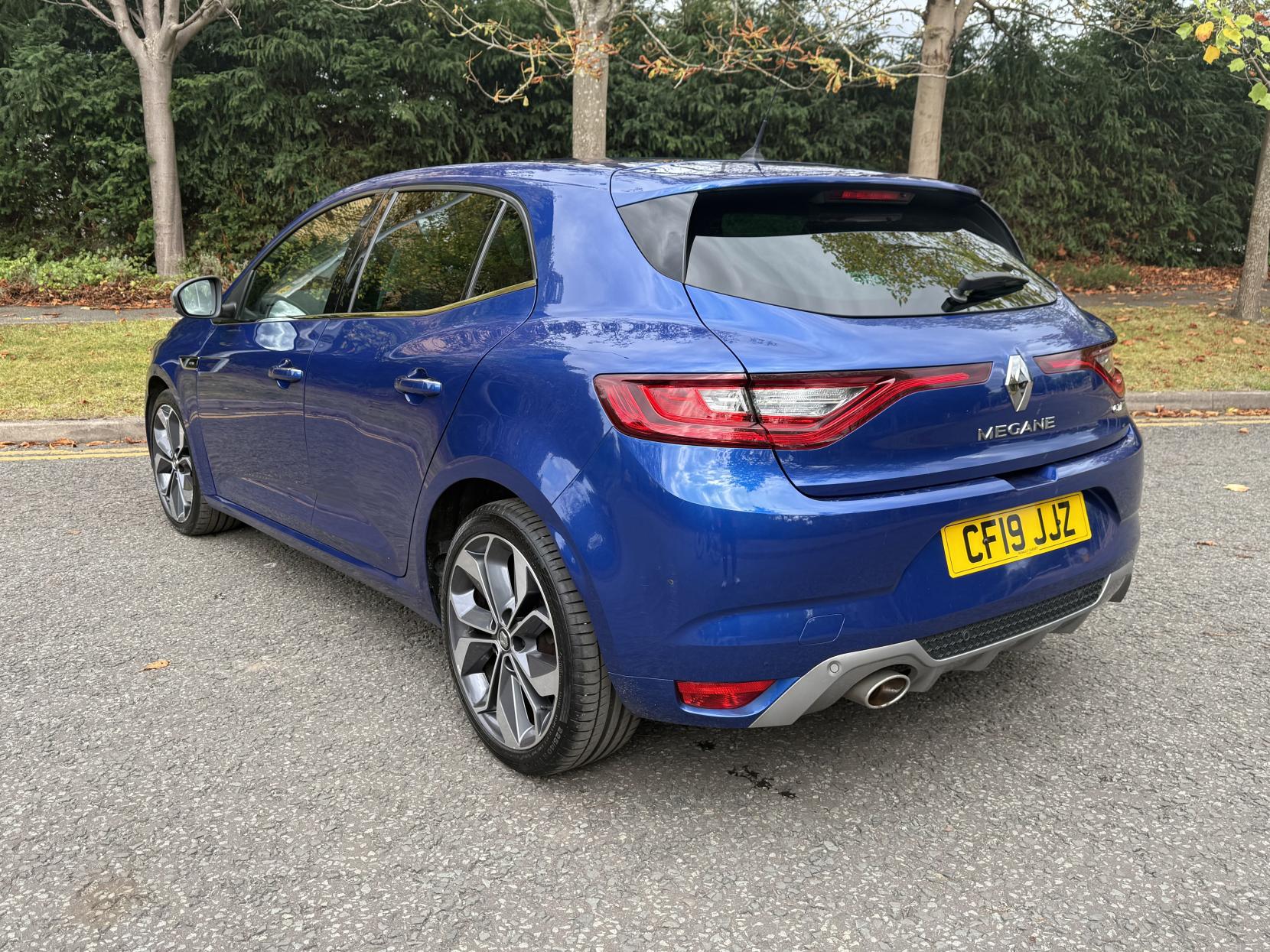 Renault Megane 1.3 TCe GT Line Hatchback 5dr Petrol Manual Euro 6 (s/s) (140 ps)