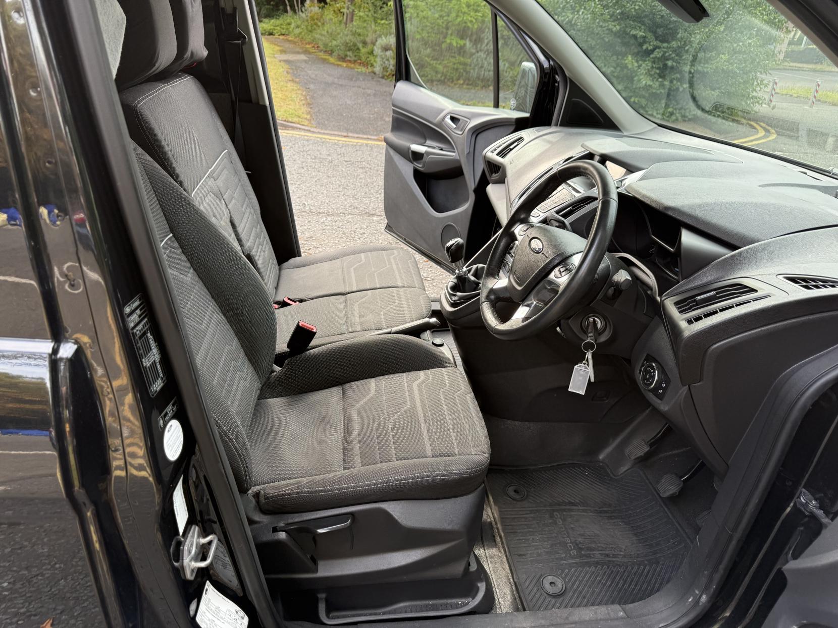Ford Transit Connect 1.6 TDCi 200 Limited Panel Van 4dr Diesel Manual L1 H1 (124 g/km, 113 bhp)