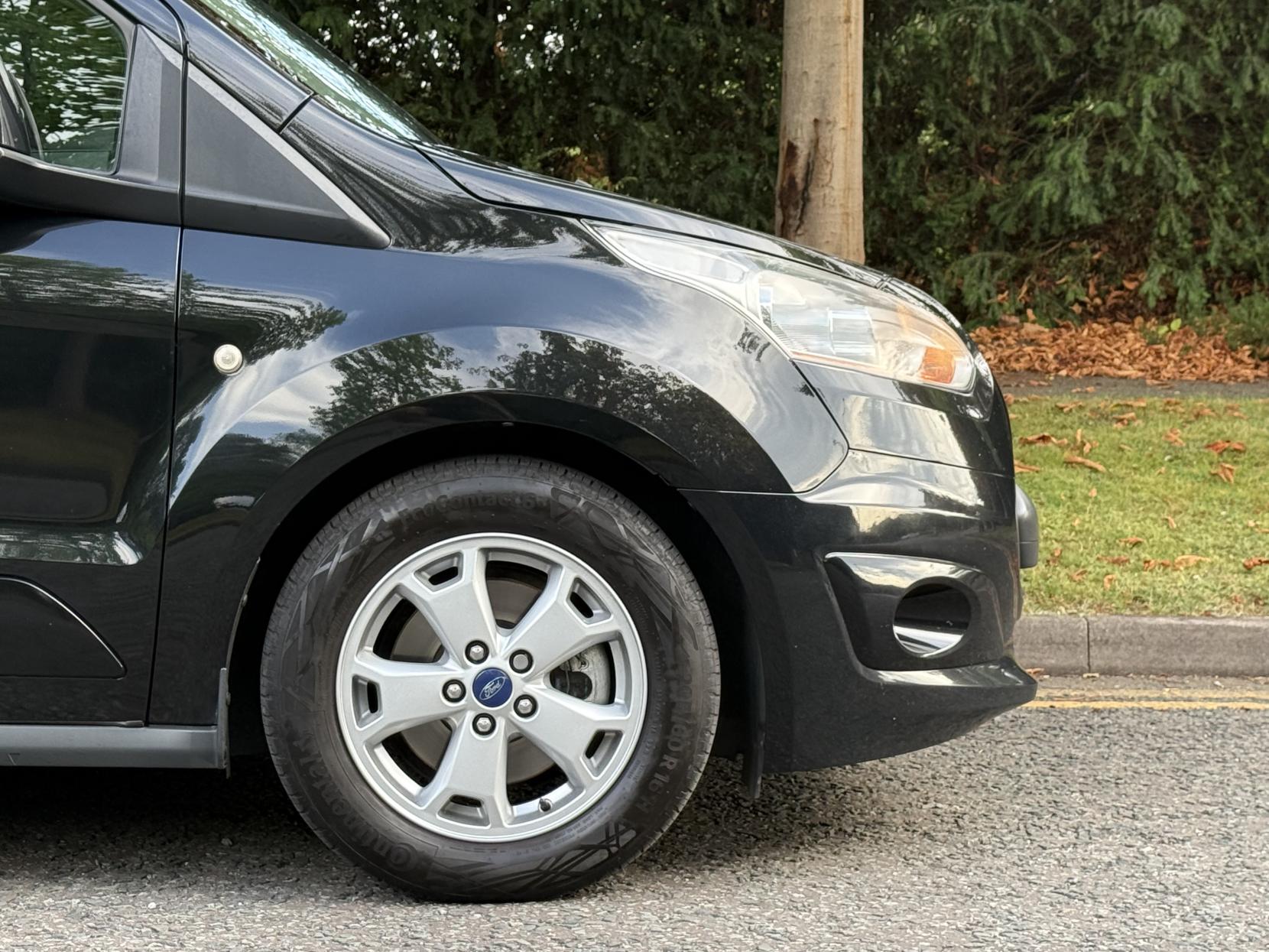 Ford Transit Connect 1.6 TDCi 200 Limited Panel Van 4dr Diesel Manual L1 H1 (124 g/km, 113 bhp)