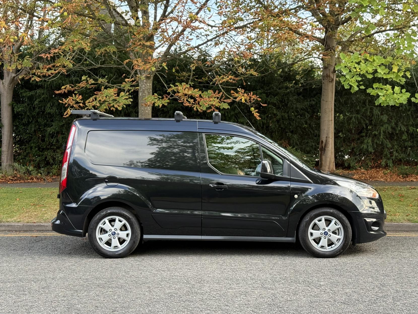 Ford Transit Connect 1.6 TDCi 200 Limited Panel Van 4dr Diesel Manual L1 H1 (124 g/km, 113 bhp)