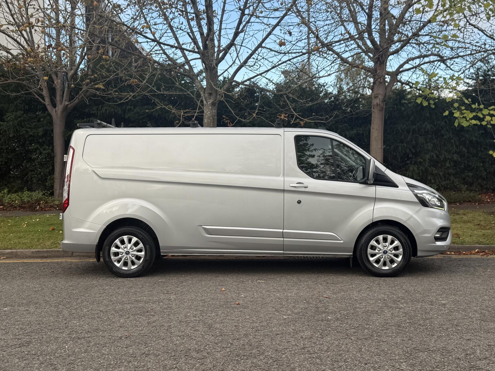 Ford Transit Custom 2.0 300 EcoBlue Limited Panel Van 5dr Diesel Manual L2 H1 Euro 6 (s/s) (130 ps)