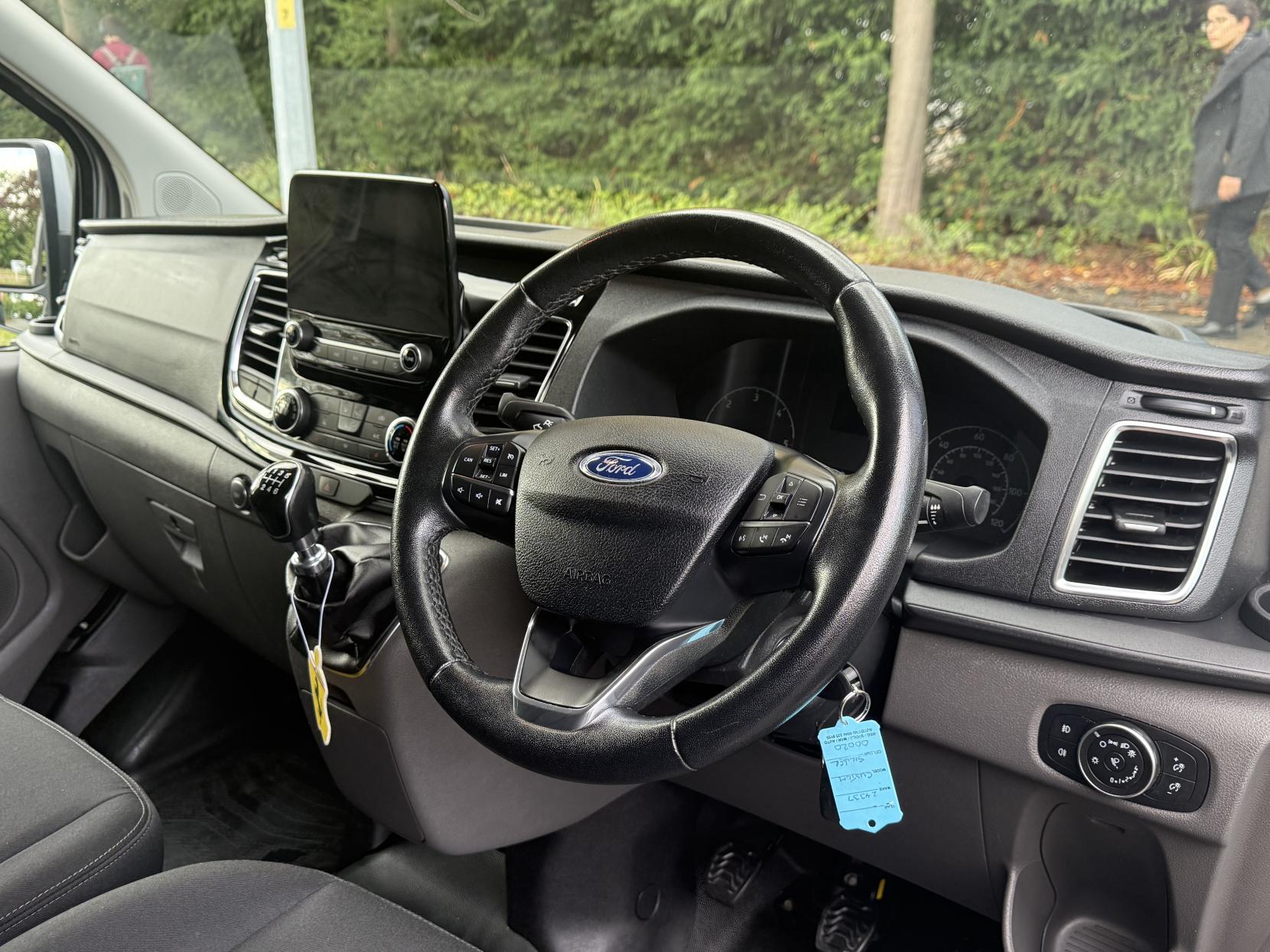 Ford Transit Custom 2.0 300 EcoBlue Limited Panel Van 5dr Diesel Manual L2 H1 Euro 6 (s/s) (130 ps)