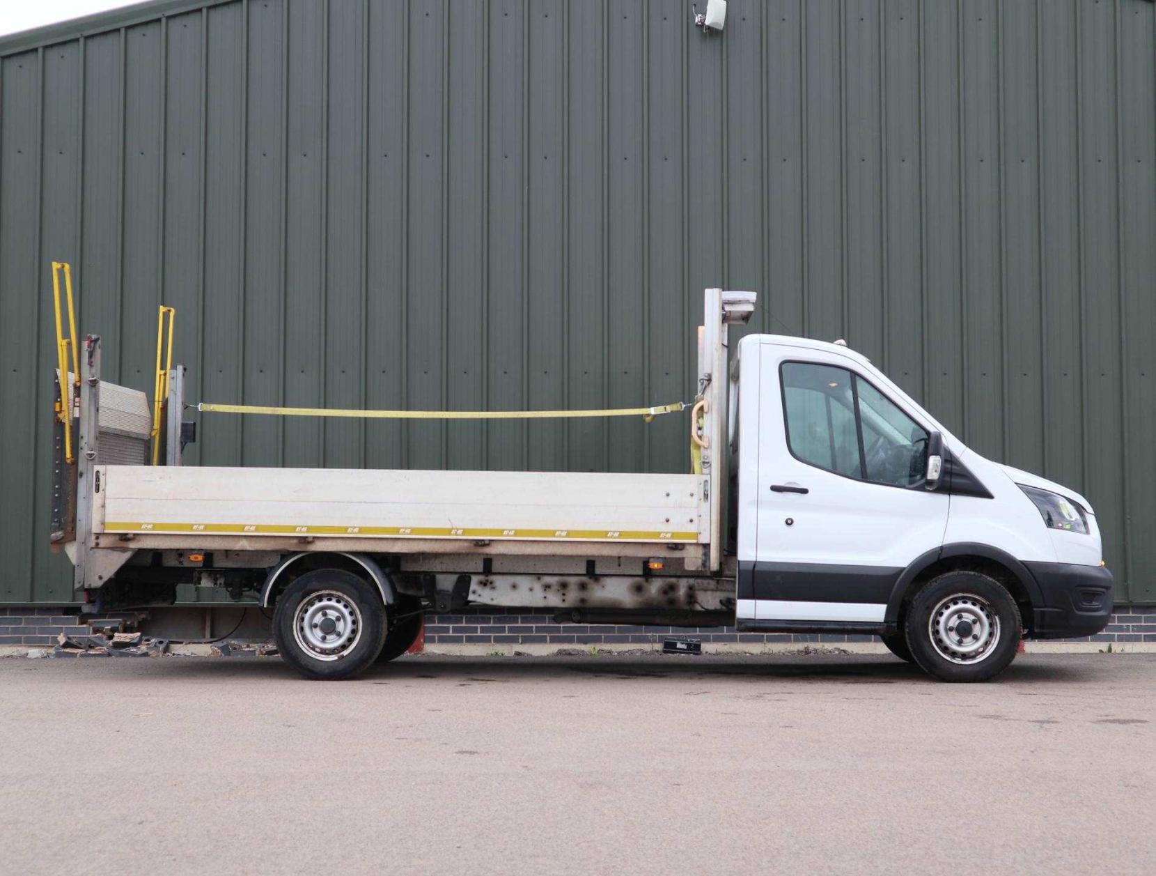 Ford Transit 2.0 350 EcoBlue Leader Chassis Cab 2dr Diesel Manual FWD L3 Euro 6 (s/s) (130 ps)