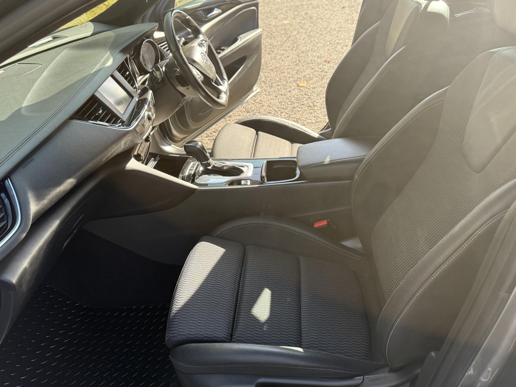 Vauxhall Insignia 1.5i Turbo GPF SRi VX Line Nav Grand Sport 5dr Petrol Automatic Euro 6 (s/s) (165 ps)