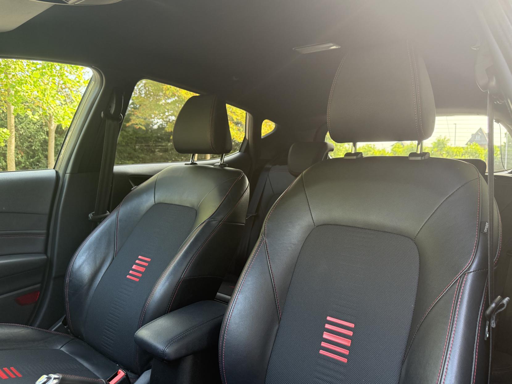 Ford Fiesta 1.0T EcoBoost GPF ST-Line X Hatchback 5dr Petrol Manual Euro 6 (s/s) (125 ps)