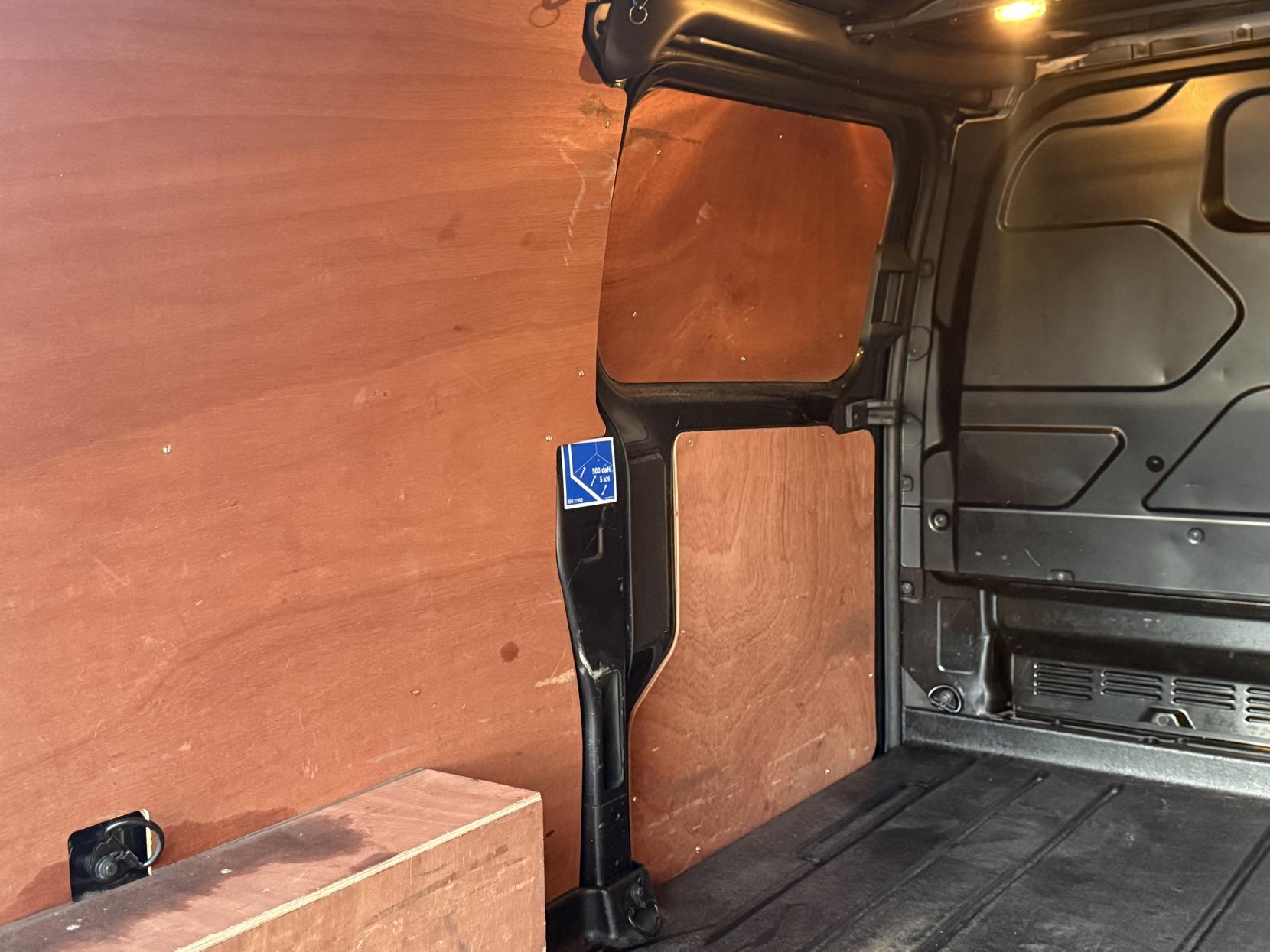 Ford Transit Custom 2.0 300 EcoBlue Limited Panel Van 5dr Diesel Auto L2 H1 Euro 6 (s/s) (170 ps)