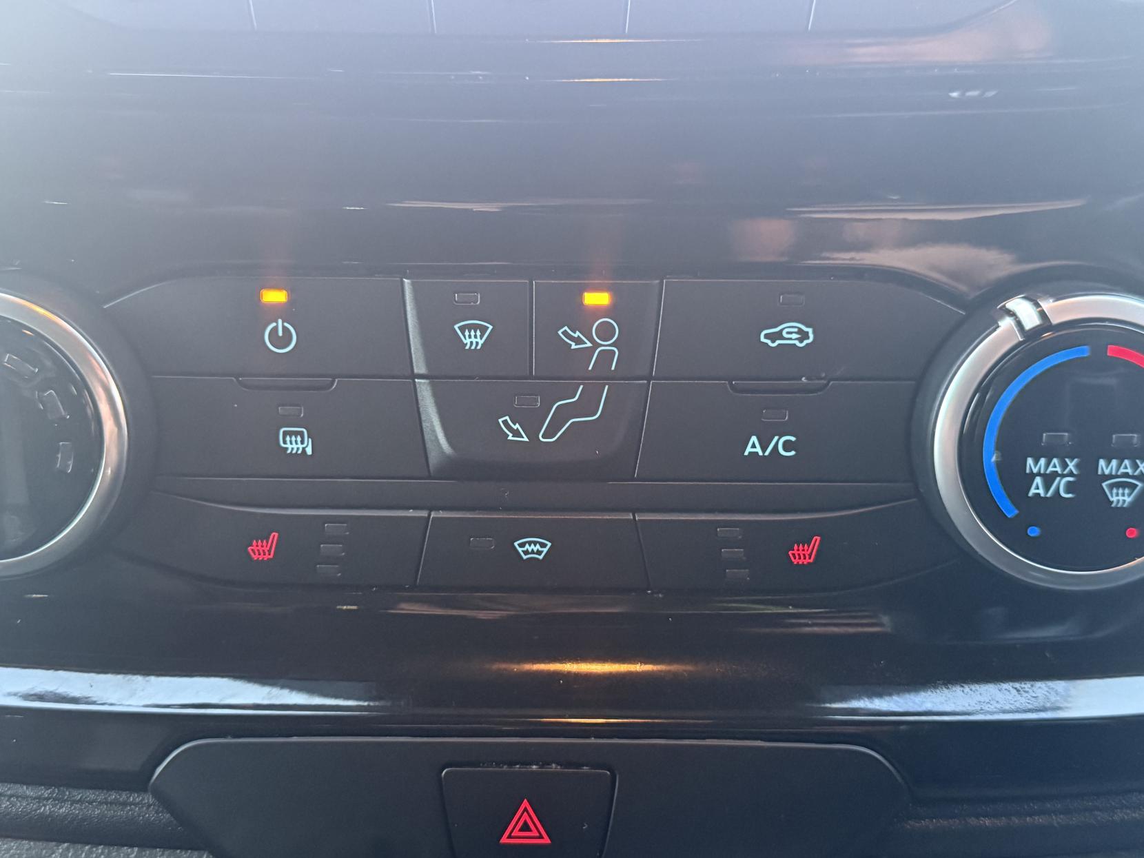 Ford Transit Custom 2.0 300 EcoBlue Limited Panel Van 5dr Diesel Auto L2 H1 Euro 6 (s/s) (170 ps)