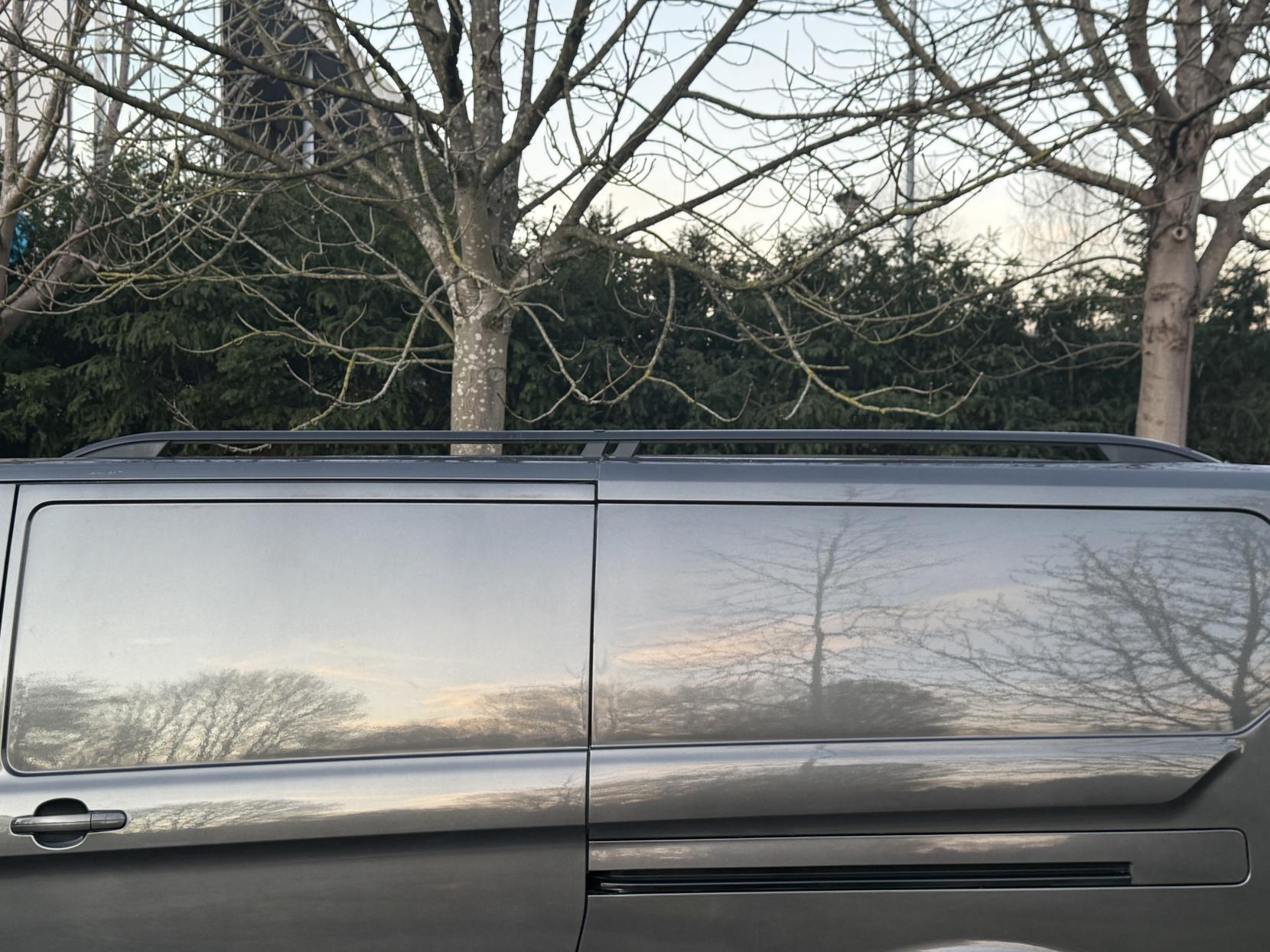 Ford Transit Custom 2.0 300 EcoBlue Limited Panel Van 5dr Diesel Auto L2 H1 Euro 6 (s/s) (170 ps)