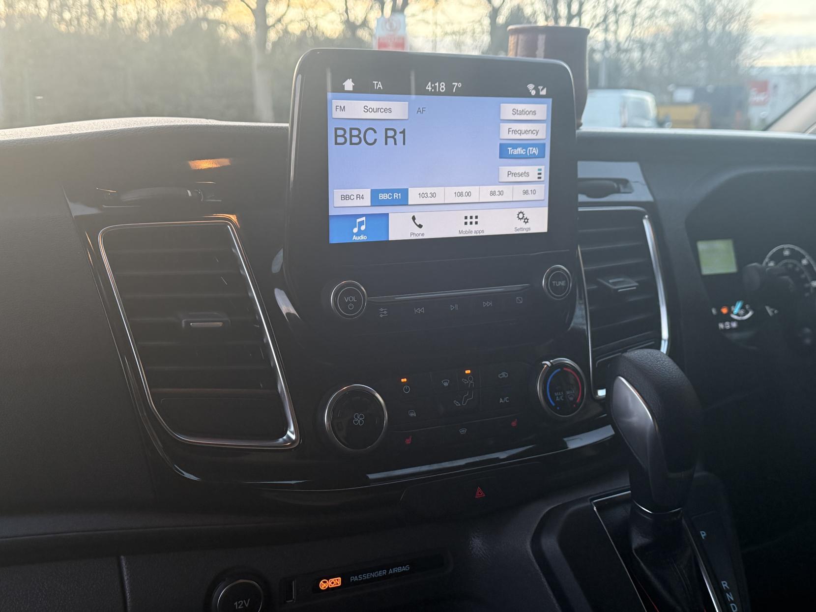 Ford Transit Custom 2.0 300 EcoBlue Limited Panel Van 5dr Diesel Auto L2 H1 Euro 6 (s/s) (170 ps)