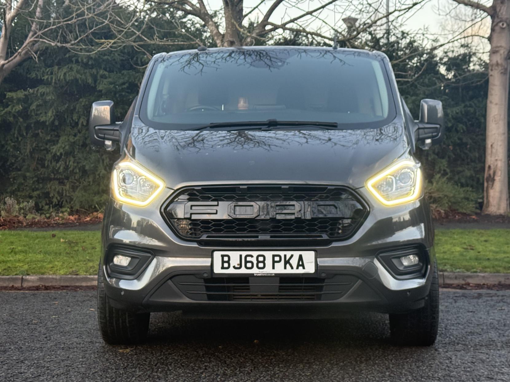 Ford Transit Custom 2.0 300 EcoBlue Limited Panel Van 5dr Diesel Auto L2 H1 Euro 6 (s/s) (170 ps)