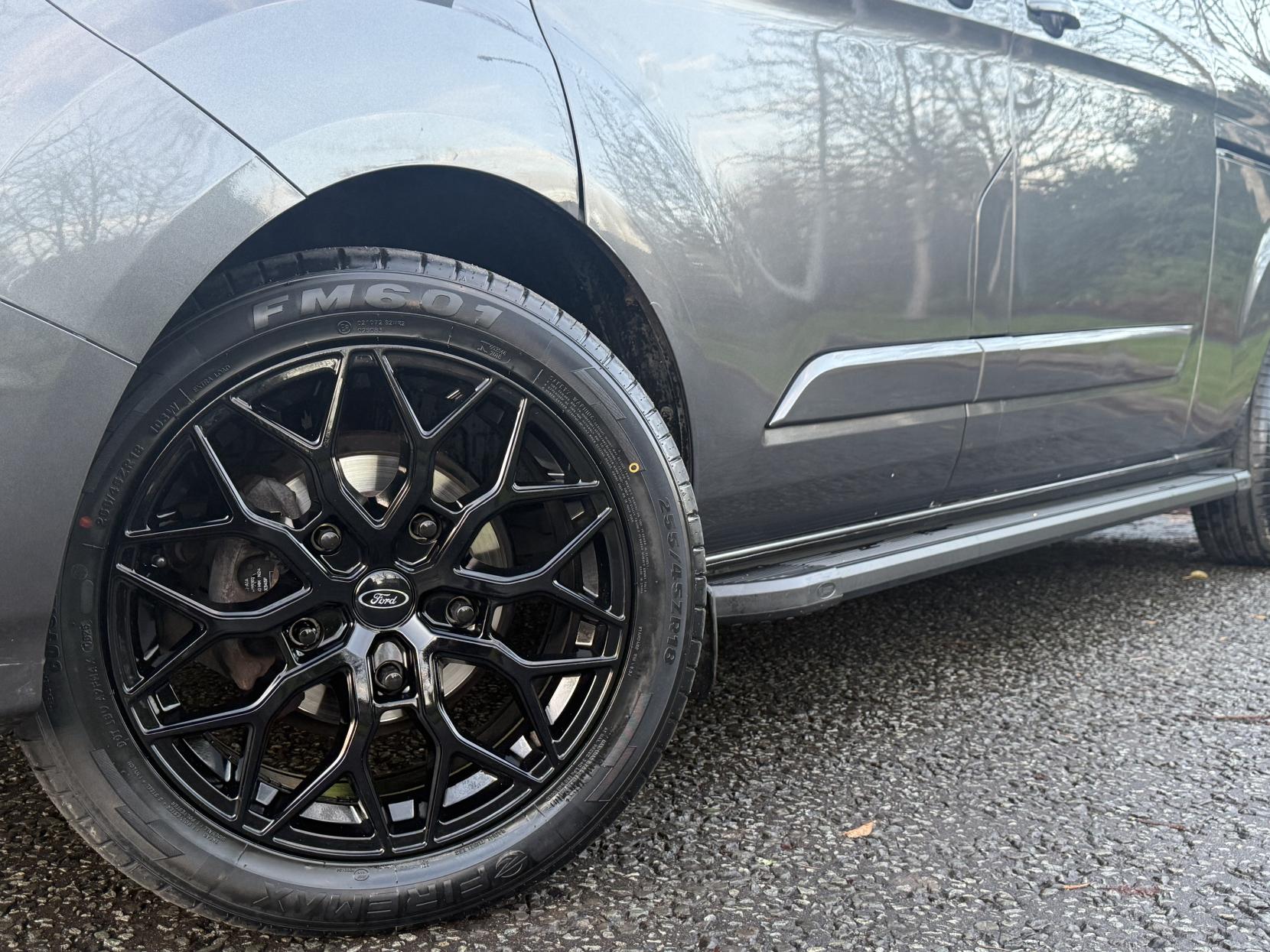 Ford Transit Custom 2.0 300 EcoBlue Limited Panel Van 5dr Diesel Auto L2 H1 Euro 6 (s/s) (170 ps)