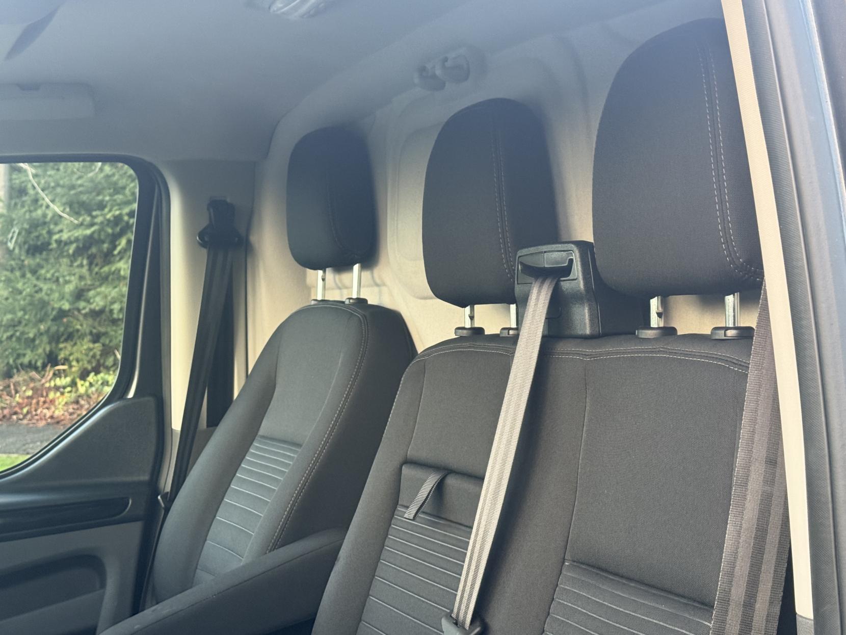 Ford Transit Custom 2.0 300 EcoBlue Limited Panel Van 5dr Diesel Auto L2 H1 Euro 6 (s/s) (170 ps)