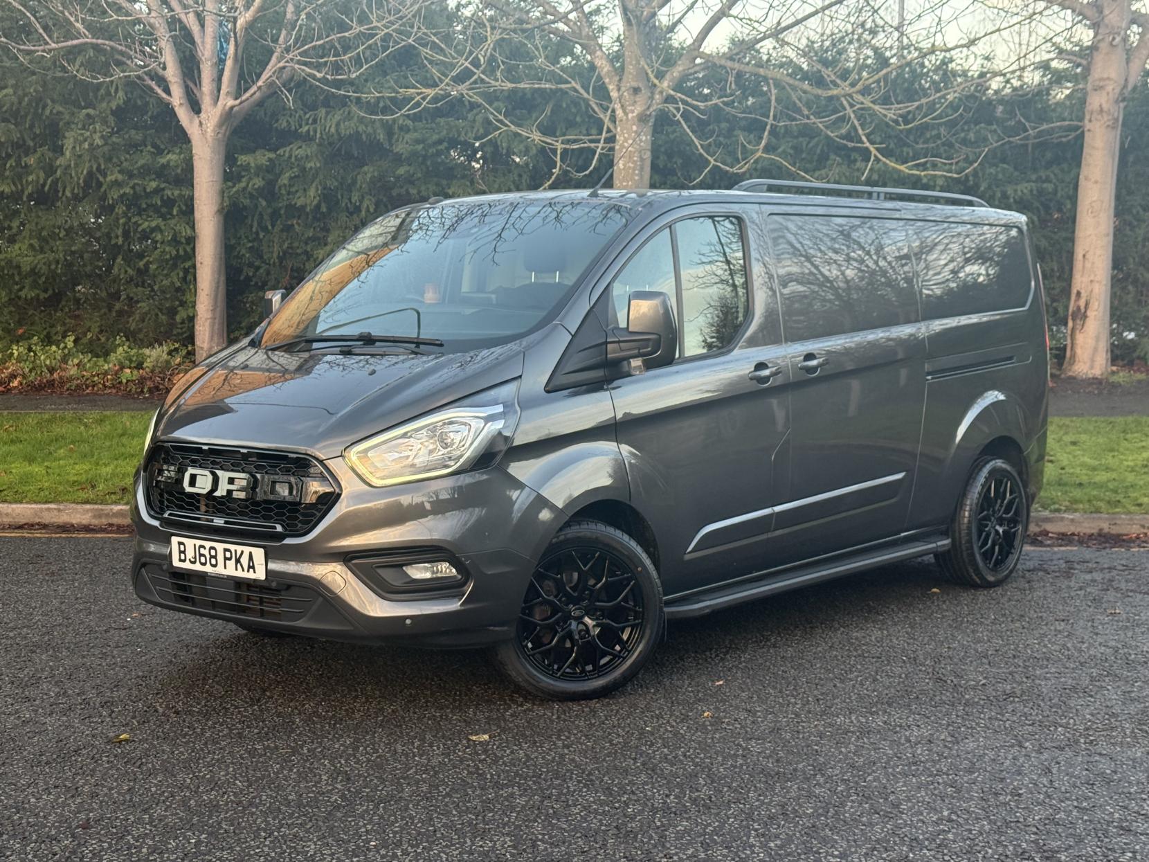 Ford Transit Custom 2.0 300 EcoBlue Limited Panel Van 5dr Diesel Auto L2 H1 Euro 6 (s/s) (170 ps)