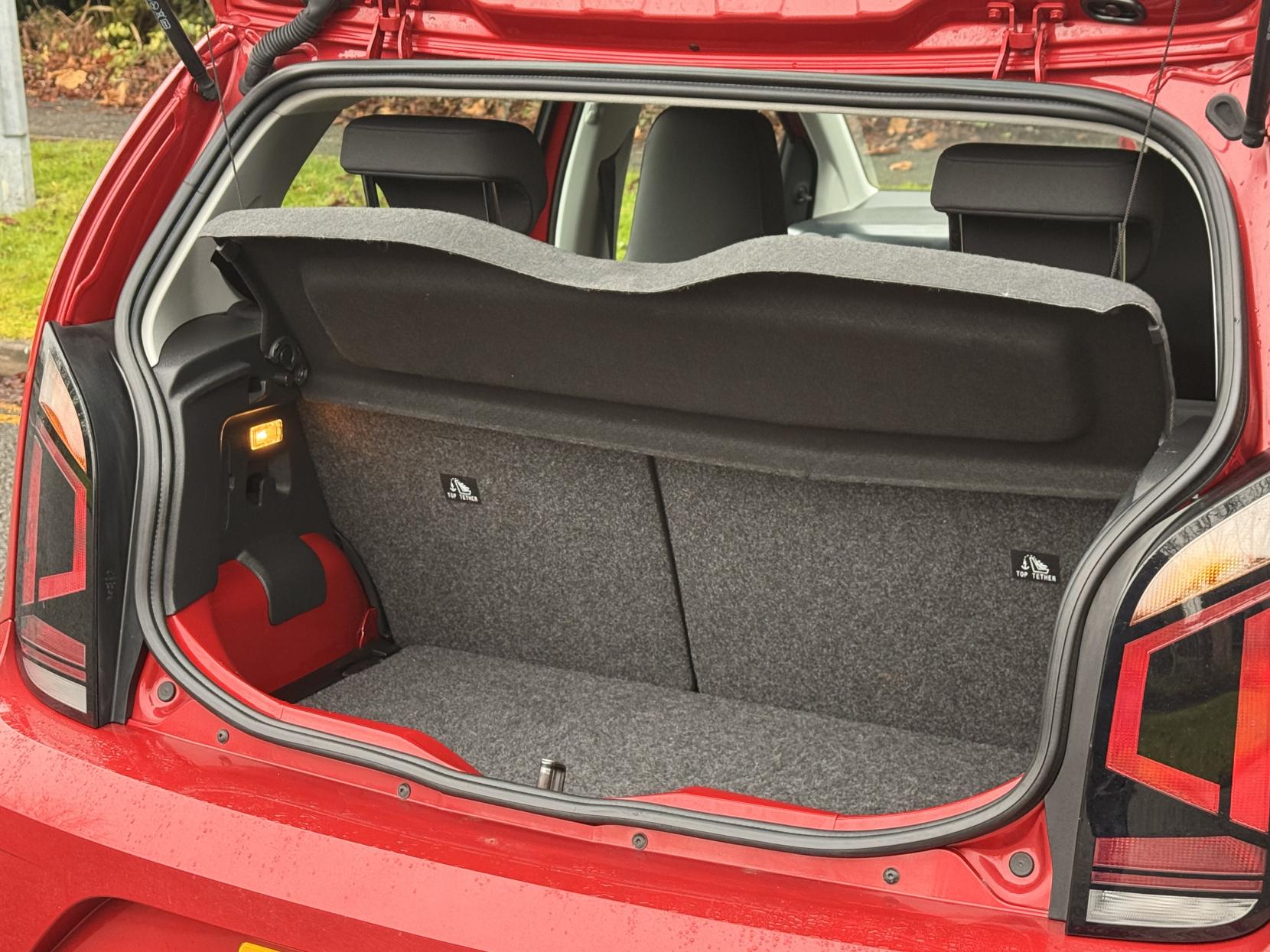 Volkswagen up! 1.0 up! Hatchback 5dr Petrol Manual Euro 6 (s/s) (65 ps)