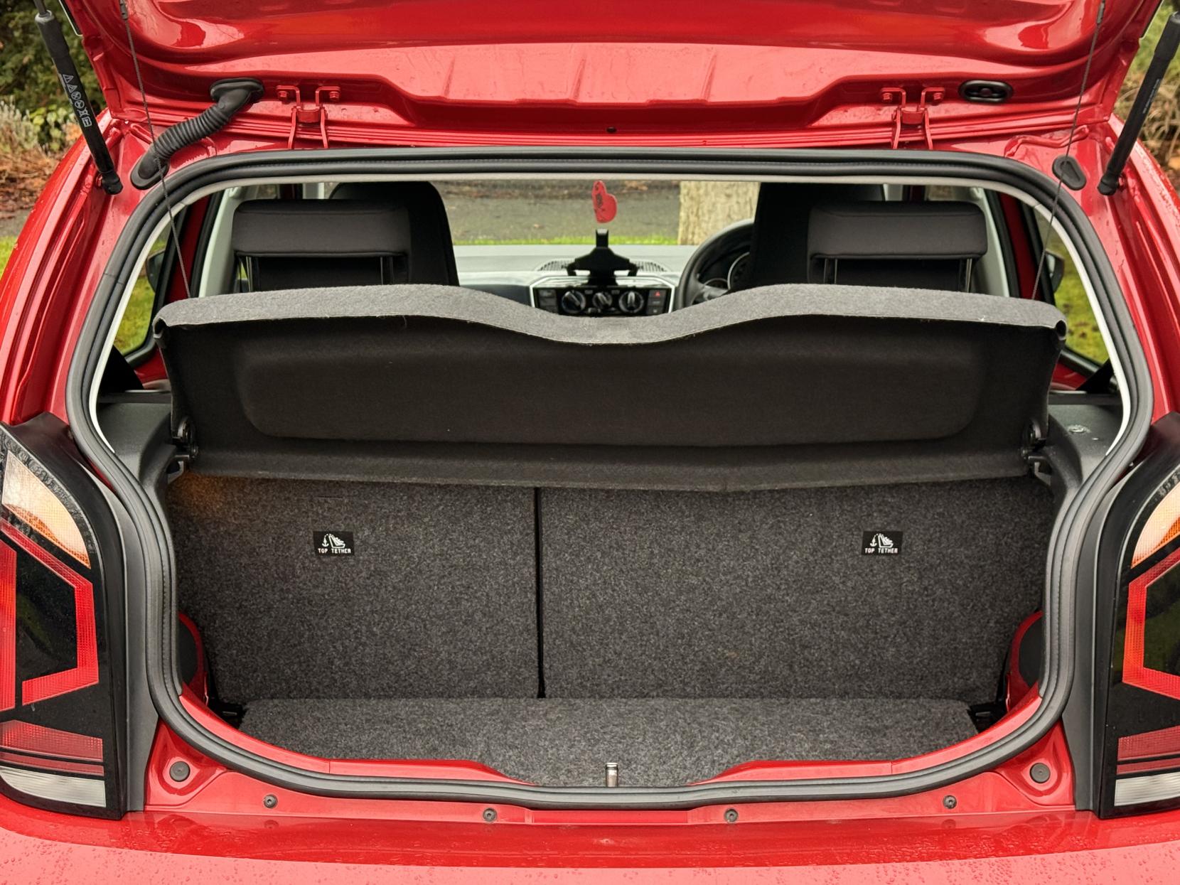 Volkswagen up! 1.0 up! Hatchback 5dr Petrol Manual Euro 6 (s/s) (65 ps)