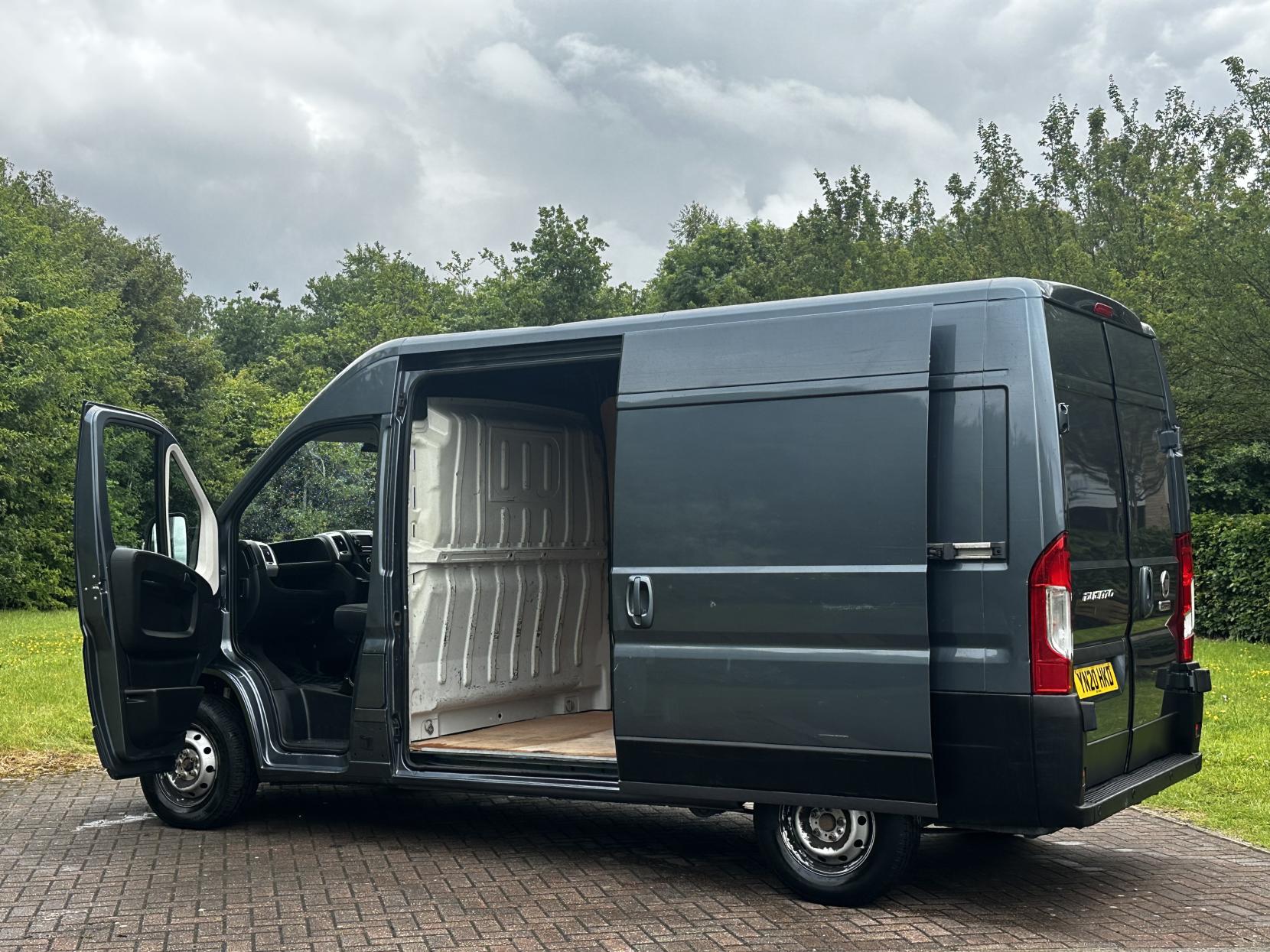 Fiat Ducato 2.3 MultiJetII 35 Tecnico Panel Van 5dr Diesel Manual M H2 Euro 6 (140 ps)