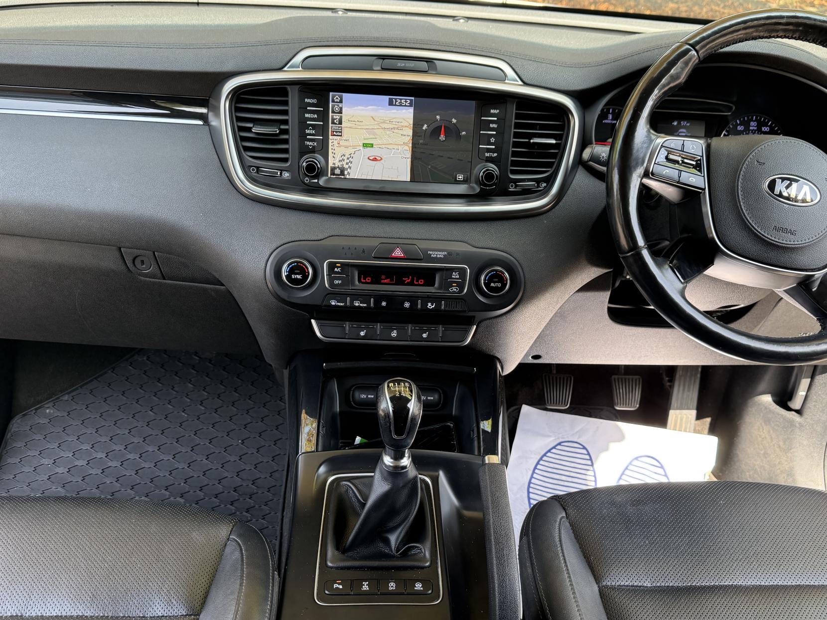 Kia Sorento 2.2 CRDi KX-2 SUV 5dr Diesel Manual AWD Euro 6 (s/s) (197 bhp)