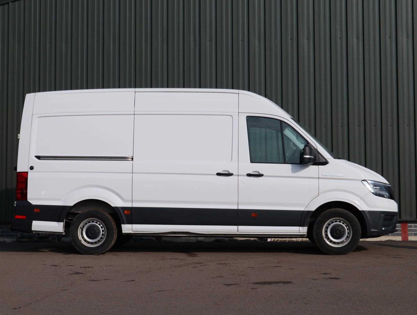 MAN eTGE 3500 40kWh Panel Van 5dr Electric Auto FWD Standard High Roof (136 ps)